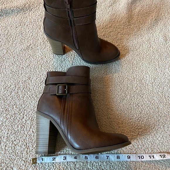 🔸 George 🔸 brown heeled booties - Picture 6 of 8